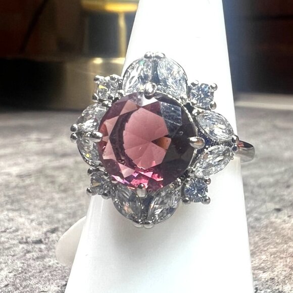 Ring Bomb Party Ring size 8 NWOT purple gestone CZ accent stones silver color ba - Picture 1 of 6